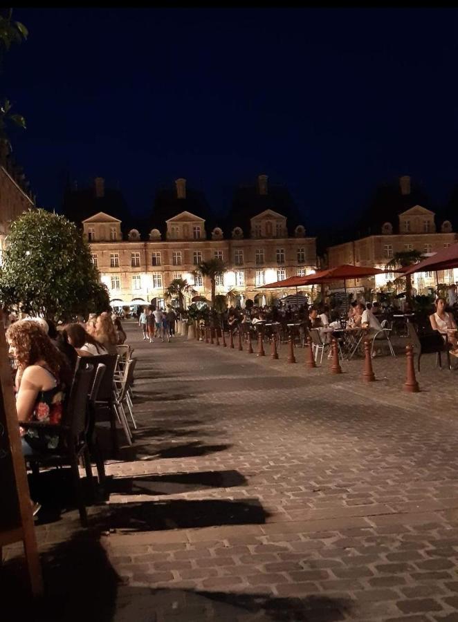 Bulle D'Ardenne Leilighet Charleville-Mézières Eksteriør bilde